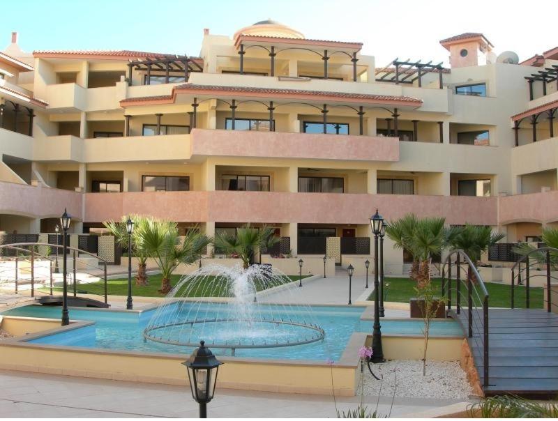 Pool Side 2 Bedroom Queens Gardens Complex Pafos Zewnętrze zdjęcie
