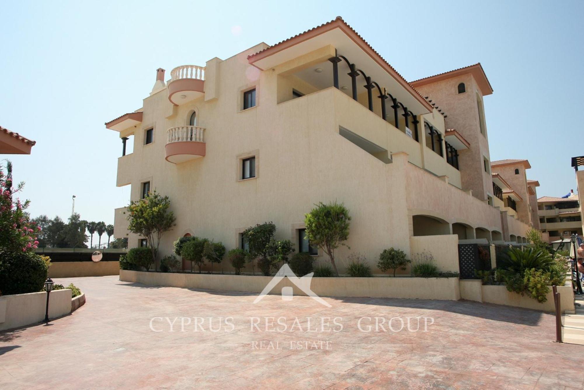 Pool Side 2 Bedroom Queens Gardens Complex Pafos Zewnętrze zdjęcie